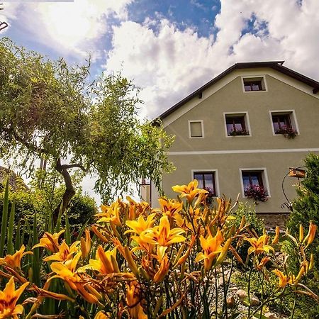 Ubytovani Na Statku Stara Cervena Voda Экстерьер фото